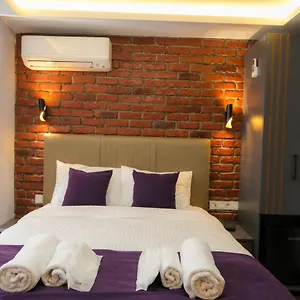 Aparthotel Yellow Mansion 